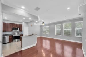 209 ROCK GARDEN PLACE, TAMPA, FL 33609 - MLS#MFRTB8463968