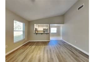 MLS# MFRTB8463994, Lakeland, Florida 33810