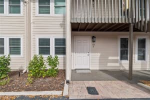 525 LINCOLN AVENUE, TAMPA, FL 33609 - MLS#MFRTB8463996