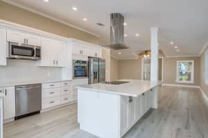 302 SHORE DRIVE, PALM HARBOR, FL 34683 - MLS#MFRTB8464003