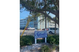 300 64th Ave #117, ST PETE BEACH