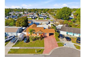 4914 HOLIDAY DRIVE, TAMPA, FL 33615 - MLS#MFRTB8464123