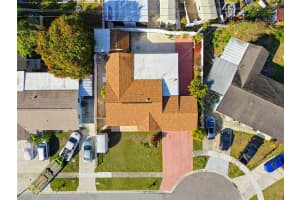 4914 HOLIDAY DRIVE, TAMPA, FL 33615 - MLS#MFRTB8464123