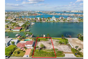 568 JOHNS PASS AVENUE, MADEIRA BEACH, FL 33708 Sold 03/26/26