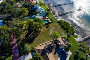 FRIENDLY WAY S, ST PETERSBURG, FL 33705 - MLS#MFRTB8464198