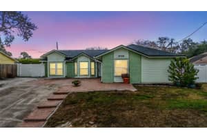 1034 E Gaucho Cir, DELTONA