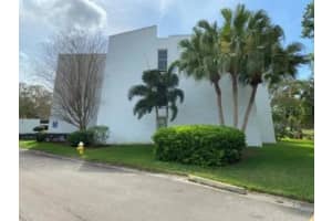 225 COUNTRY CLUB DRIVE, LARGO, FL 33771 - MLS#MFRTB8464227