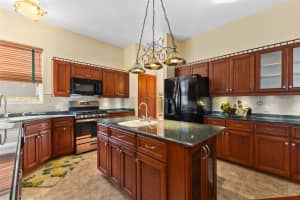 2015 LONG BRANCH LANE, CLEARWATER, FL 33760 - MLS#MFRTB8464239