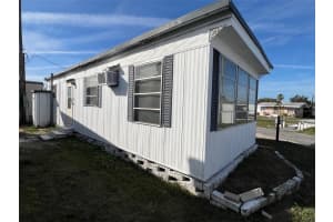 12674 Seminole Blvd #m1, LARGO