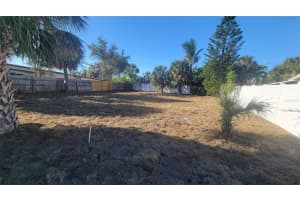 445 90TH AVENUE, ST PETERSBURG, FL 33706 - MLS#MFRTB8464382