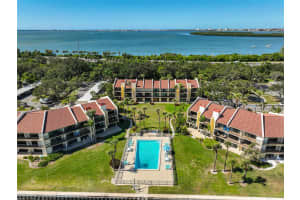 7500 SUNSHINE SKYWAY LANE, ST PETERSBURG, FL 33711 - MLS#MFRTB8464420