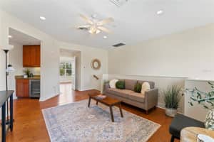 1325 SNELL ISLE BOULEVARD, ST PETERSBURG, FL 33704 - MLS#MFRTB8464475