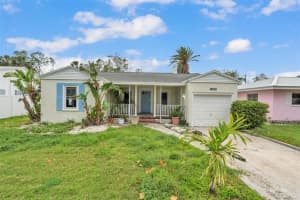 752 Lantana Ave, CLEARWATER BEACH