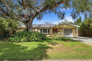 6093 17th Ave N, ST PETERSBURG