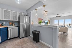 4900 BRITTANY DRIVE, ST PETERSBURG, FL 33715 - MLS#MFRTB8464554