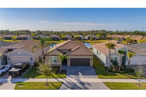 4911 SIENNA ISLES AVENUE, WIMAUMA, FL 33598 - MLS#MFRTB8464610