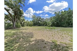 6416 THONOTOSASSA RD, PLANT CITY, FL 33565 Sold 01/20/26