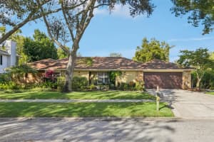 4201 MEADOW HILL DRIVE, TAMPA, FL 33618 - MLS#MFRTB8464720