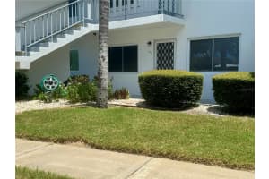 11201 80TH AVENUE, SEMINOLE, FL 33772 - MLS#MFRTB8464732