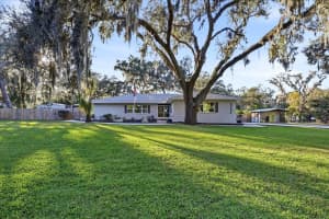 30424 HILLSIDE LANE, WESLEY CHAPEL, FL 33545 - MLS#MFRTB8464736