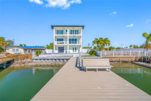 11460 7TH STREET, TREASURE ISLAND, FL 33706 - MLS#MFRTB8464786