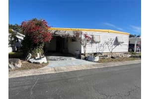 61 Thatch Palm St W, LARGO