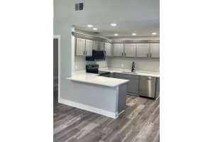 12149 Armenia Gables Cir #12149 Tampa, FL 33612 - Off Market