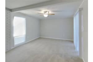 MLS# MFRTB8464875, Lakeland, Florida 33803