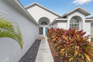 11305 SYMMES LAKE DRIVE, RIVERVIEW, FL 33569 - MLS#MFRTB8464876