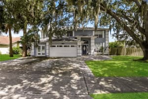 MLS# MFRTB8464895, Oviedo, Florida 32765