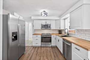 5404 FRONT DRIVE, HOLIDAY, FL 34690 - MLS#MFRTB8464929