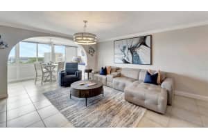 1125 PEPPERTREE DRIVE, SARASOTA, FL 34242 - MLS#MFRTB8464951