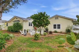 1201 30TH AVENUE, ST PETERSBURG, FL 33704 Sold 03/02/26