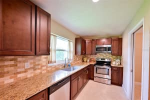 1614 STAFFORD LANE, SARASOTA, FL 34232 - MLS#MFRTB8464986