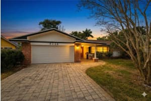 5254 VENETIAN BOULEVARD, ST PETERSBURG, FL 33703 - MLS#MFRTB8465045