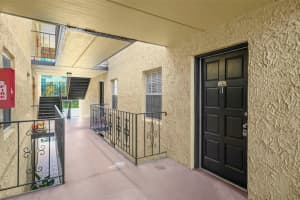 108 ALAMEDA COURT, TAMPA, FL 33609 - MLS#MFRTB8465109