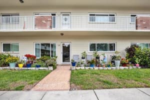 2262 Swedish Dr #14, CLEARWATER