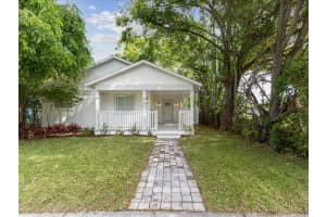 445 33RD AVENUE, ST PETERSBURG, FL 33704 - MLS#MFRTB8465202