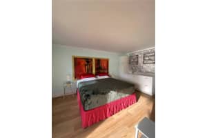 7150 TAMIAMI TRAIL, SARASOTA, FL 34243 - MLS#MFRTB8465227