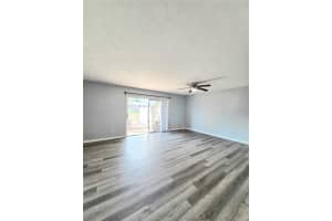 13690 ORANGE SUNSET DRIVE, TAMPA, FL 33618 - MLS#MFRTB8465240