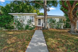 325 ORANGEVIEW AVENUE, CLEARWATER, FL 33755 - MLS#MFRTB8465298