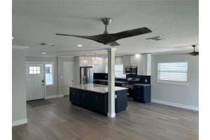 11110 1ST STREET, TREASURE ISLAND, FL 33706 - MLS#MFRTB8465347