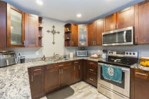 33437 WESTWOOD DRIVE, DADE CITY, FL 33523 - MLS#MFRTB8465476