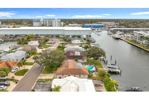 3828 48TH AVENUE, ST PETERSBURG, FL 33711 - MLS#MFRTB8465535