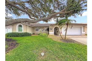 3828 48TH AVENUE, ST PETERSBURG, FL 33711 - MLS#MFRTB8465535