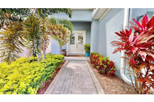 5233 WISHING ARCH DRIVE, APOLLO BEACH, FL 33572 - MLS#MFRTB8465562