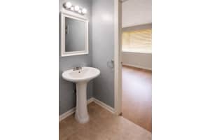 7520 NEEDLE LEAF PLACE, TAMPA, FL 33617 - MLS#MFRTB8465623