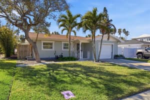 43 KIPLING PLAZA, CLEARWATER BEACH, FL 33767 Sold 04/17/26