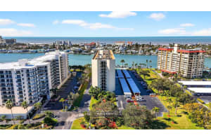690 ISLAND WAY, CLEARWATER BEACH, FL 33767 Sold 02/25/26