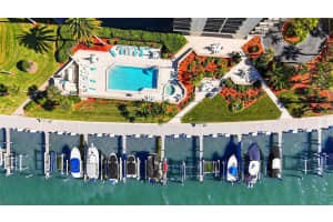 690 ISLAND WAY, CLEARWATER BEACH, FL 33767 Sold 02/25/26